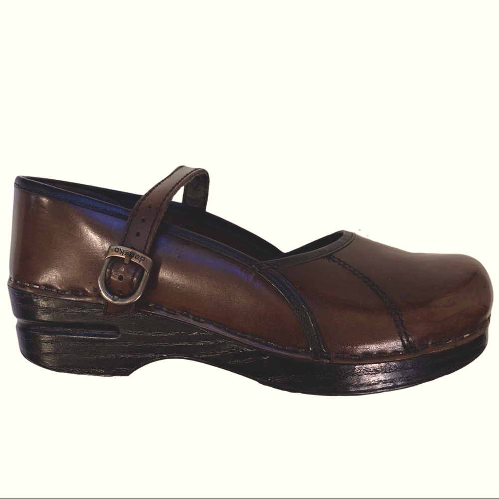 Dansko Marcelle Leather Mary Jane Adjustable Strap 39/8.5-9 Wedge Heel Round Toe